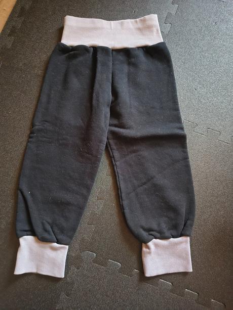 Vyteplene teplaky rastuce, 116