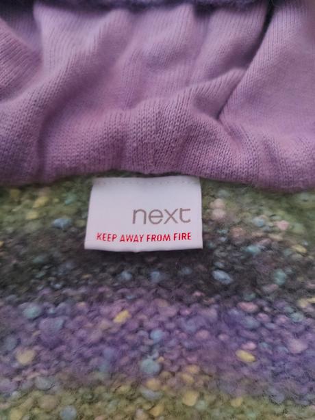 Teplý sveter s čiapkou, next,110