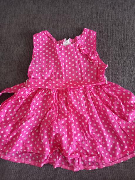 Ľahké letné šaty, 86