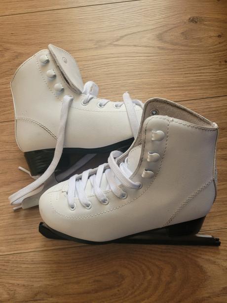 Korčule na ľad, 31