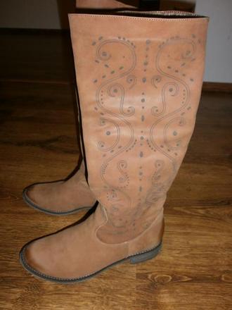 Cizmy hit terajsej jari, 39