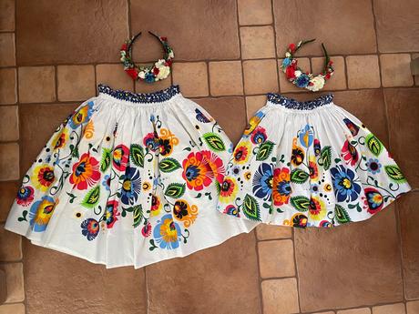 Folklórna suknicka a celenka, 128