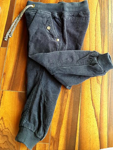 Vyteplene gatuse lindex, lindex,86