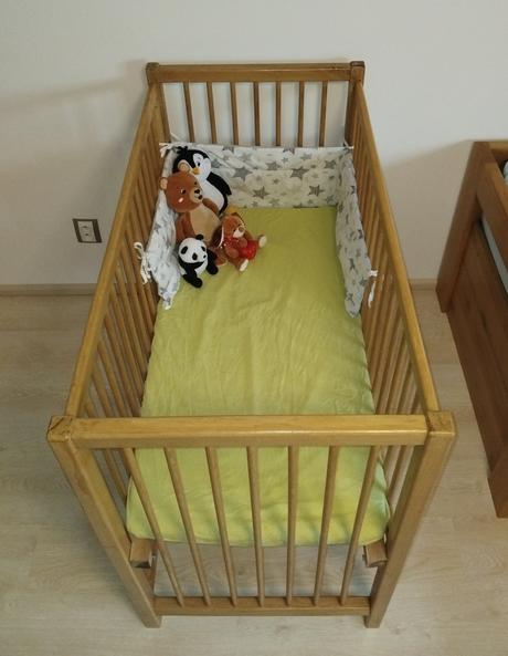 Ručne robená dubová detská postieľka z masívu, šírka (cm): 65,dĺžka (cm): 120