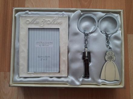 Malý fotorámik s kľúčenkami svadobné,