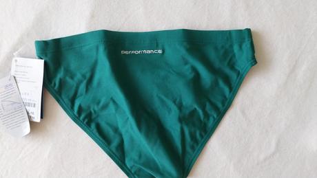 Zelené plavky plaveckej značka zoogs, 164