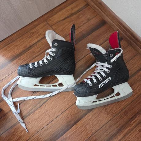 Hokejove korcule bauer vapor, bauer,33