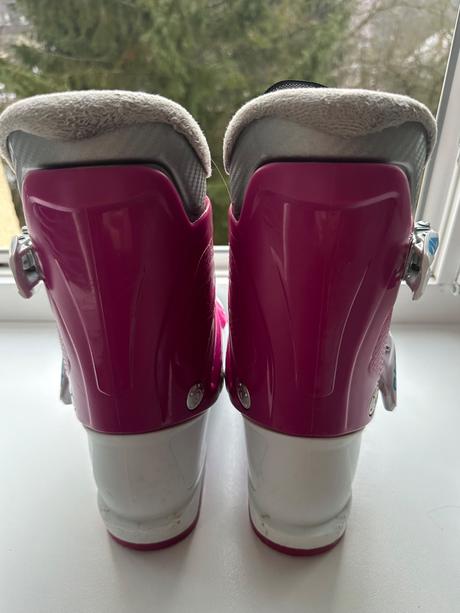 Dievcenske lyziarky mondo 220, nordica,33