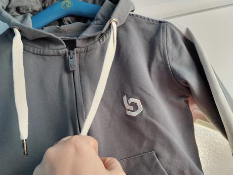 Kratka mikina beyond, xs