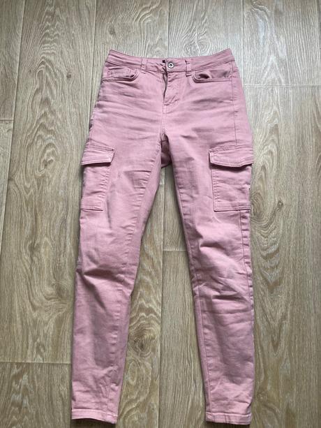 Nohavice, bershka,32