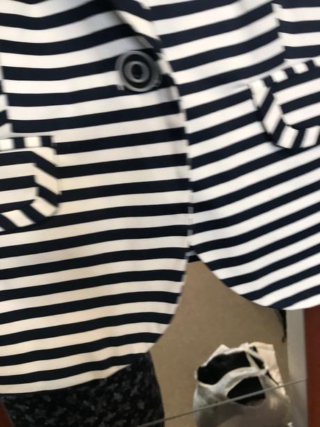 Krásne kvalitné značkové sako, m