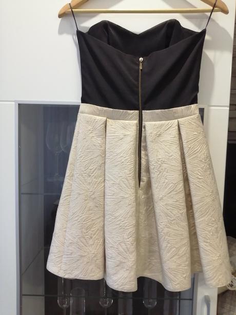 Spoločenské šaty, 36