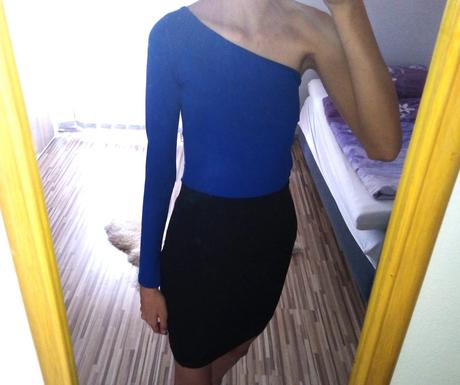 Blúzka na jedno rameno, s