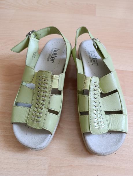 Kožené sandále, 35