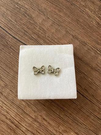 Nausnice, motyliky (b42),