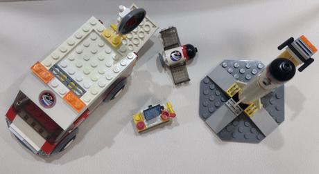 Lego - vesmír 2 sady - 3366 a 3365,