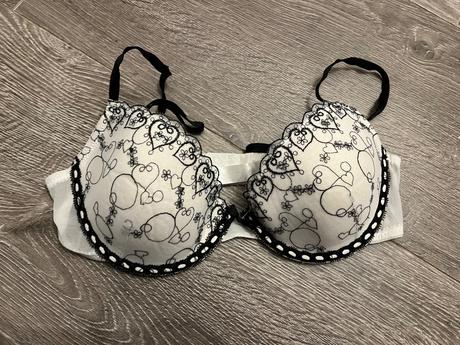 Podprsenka 75c/darujem, 75c