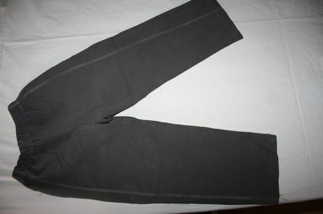 Športové tepláky, 110