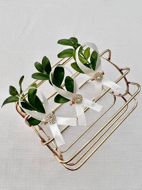 Svadobne pierka prírodné,