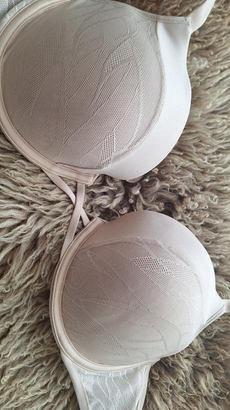 Podprsenka triumph 80 d, triumph,80d