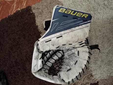 Brankárska hokejova výstroj, bauer,s