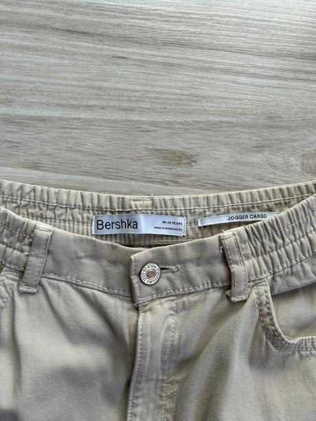 Jogger nohavice, bershka,152