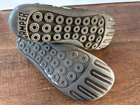 Barefoot camper peu, camper,37