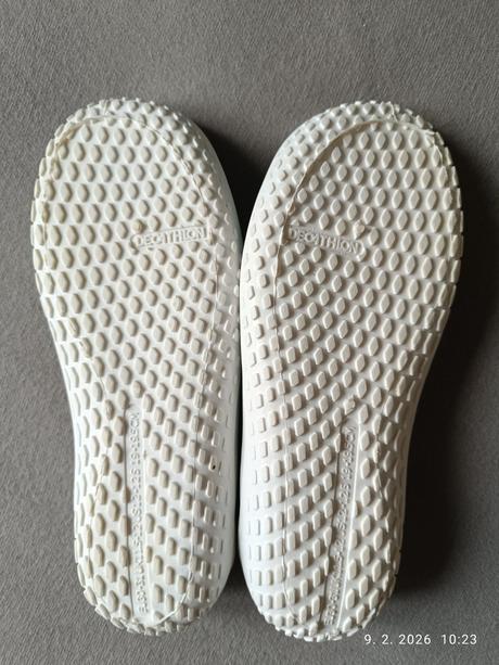 Topánky do vody, decathlon,30