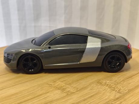 Retro auto audi r8 v10 1/24, dickie toys 2009/2010,