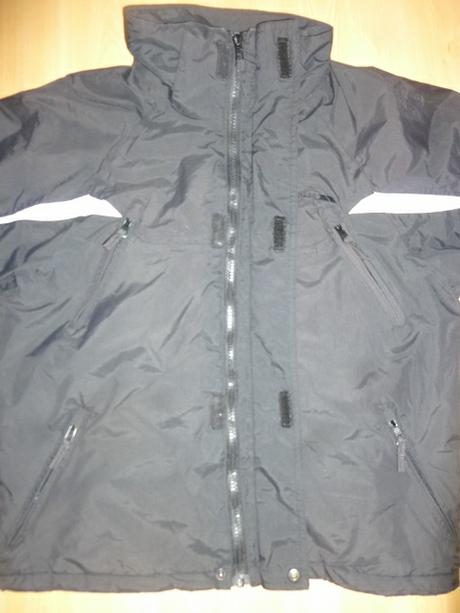 Lyziarska bunda zn. trespass, 140