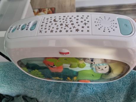 Fisher price uspavacia skrinka s projekciou,