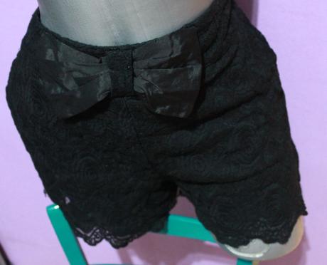 Kratke cipkovane nohavice, m