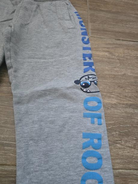 Tepláky č.128, 128