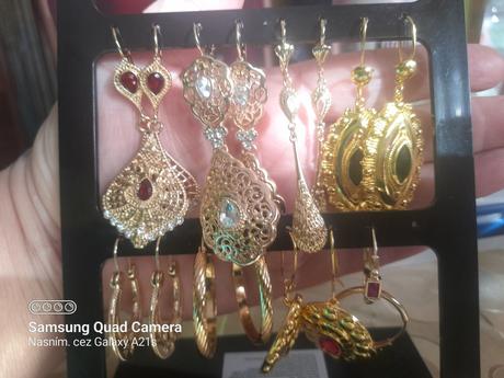 Pozlatene chirurgicke, 