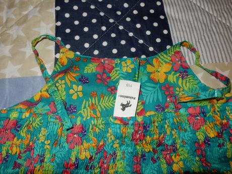 Kvietkované šaty, palomino,110