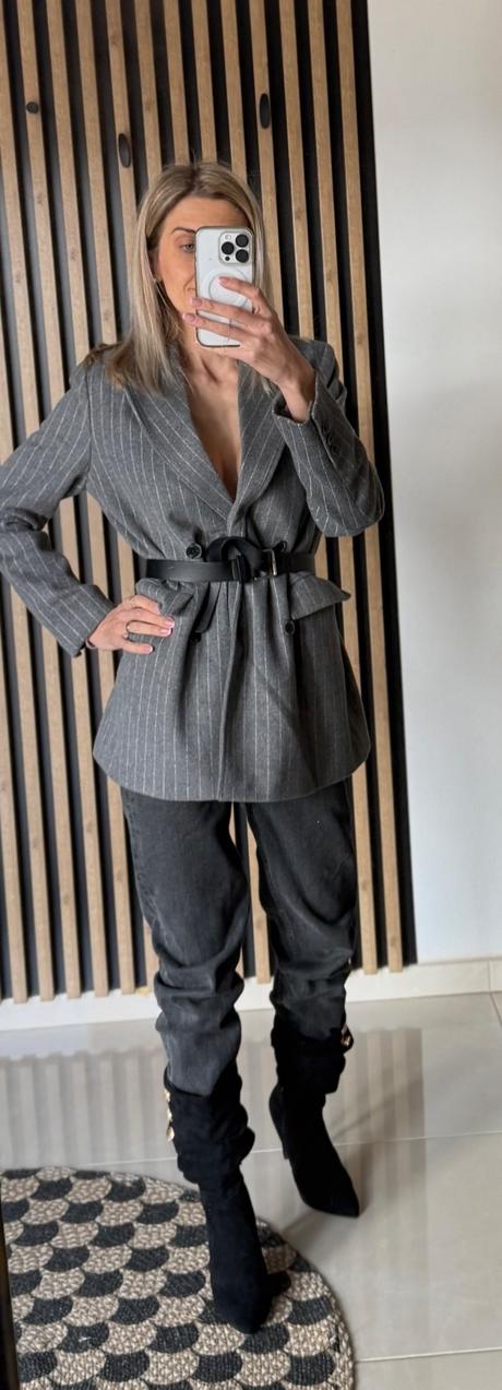 Čierne čižmičky, 38