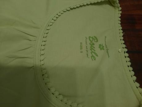 Pistáciové tričko elegantné, s