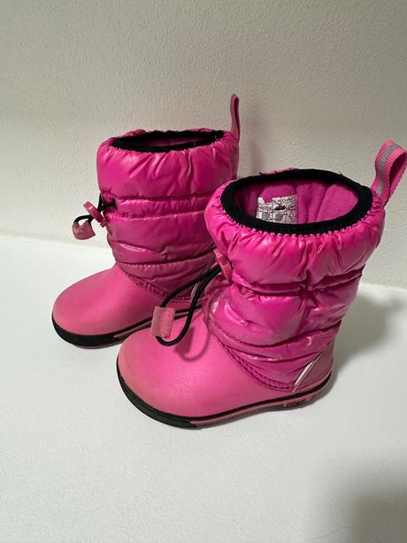 Snehule, crocs,23