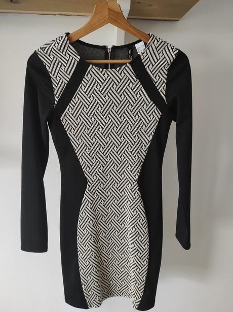 Saty formujúce postavu, h&m,36