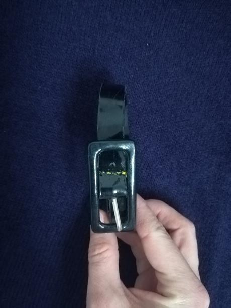 Fialový sveter s opaskom, s