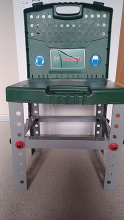 Bosch kufrík s náradím, 