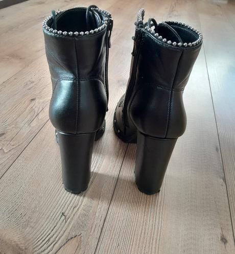 Dámske zateplené šnúrovacie čizmy, 38