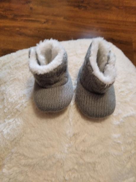 Nádherné čižmičky/papučky, v. 16-17, lupilu,<17