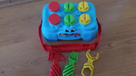 Malý pracovný stolik clementoni 10+, 