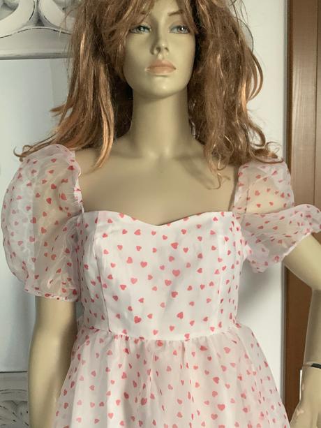 Chutnucke saticky shein, l