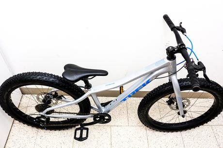 Predám juniorský bicykel trek 24 hliník, 24