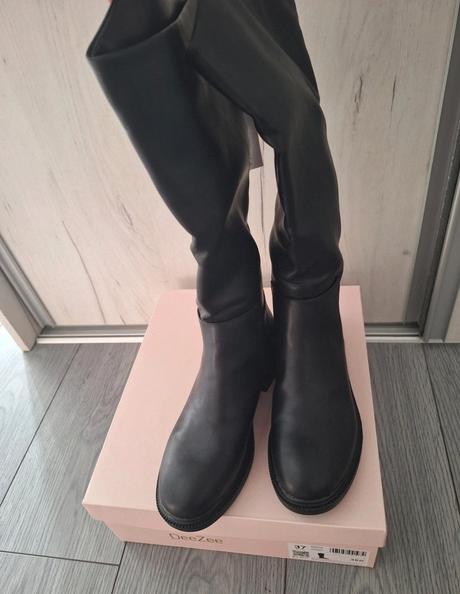 Nové zimne čižmy, 37