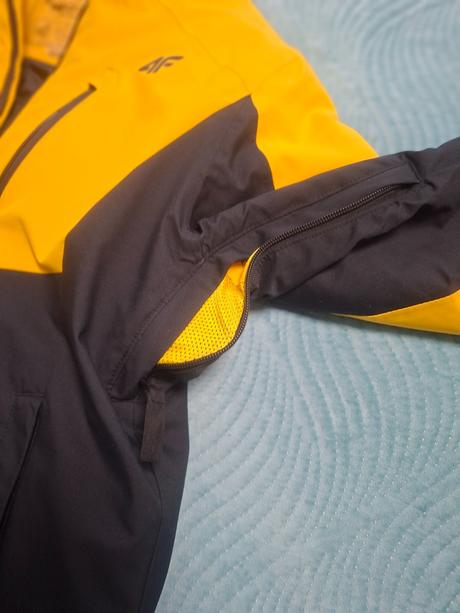 Lyžiarska bunda, 164