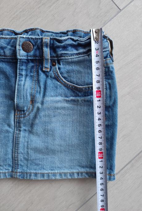 Predám dievcensku riflovu sukňu, 104