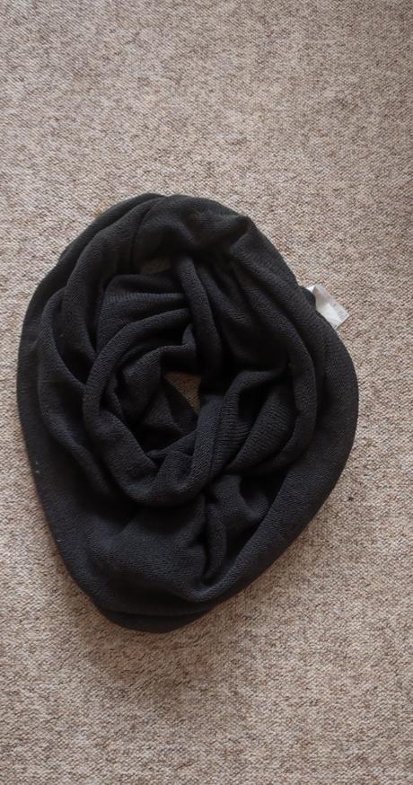 Nákrčníky šály tunely, <50